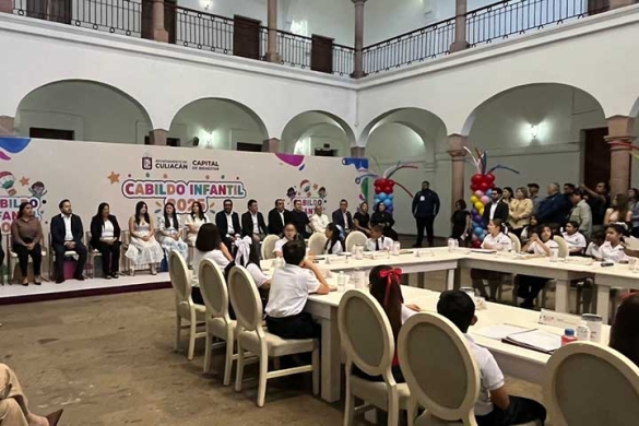 Llevan a cabo el Cabildo infantil 2025