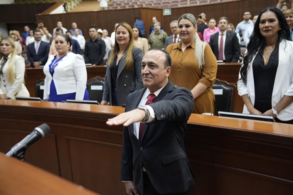 Congreso toma protesta a Antonio Menéndez de Llano Bermúdez como Alcalde Sustituto de Ahome