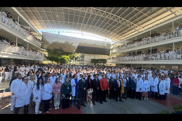 Festeja la UAS el 48 aniversario de fundación la escuela de medicina