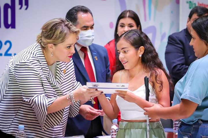 incluyente